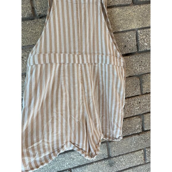 Striped Beige & White Hollister Overall Romper With Buttons & Pockets Size M - Picture 7 of 7